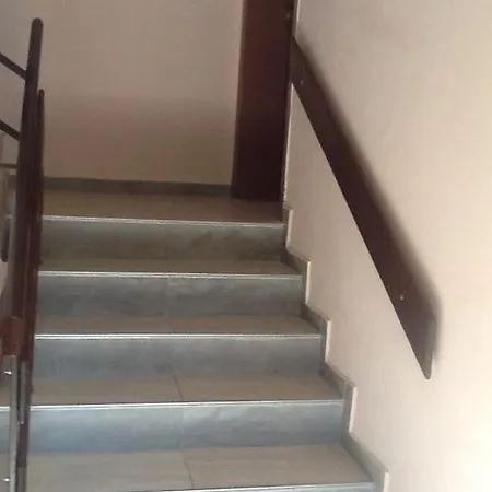 Chernomorska 13 Apartament Rawda